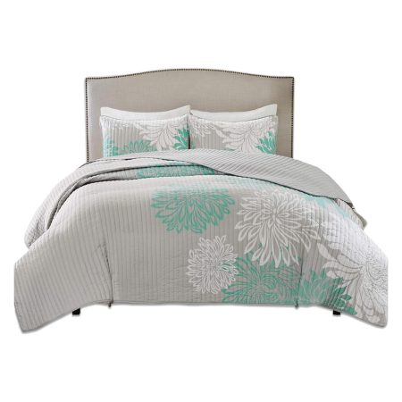 Aqua & White Floral 3 Piece Quilt Set - Full/Queen